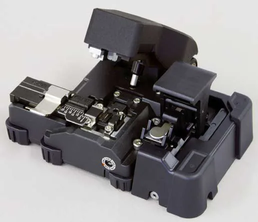 Прецизионный оптический скалыватель Fujikura CT-11